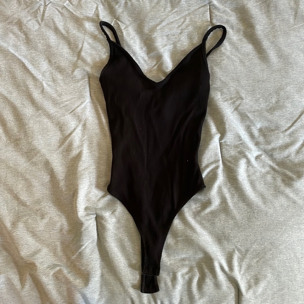LULUs - BLACK BODYSUIT - M - NWT